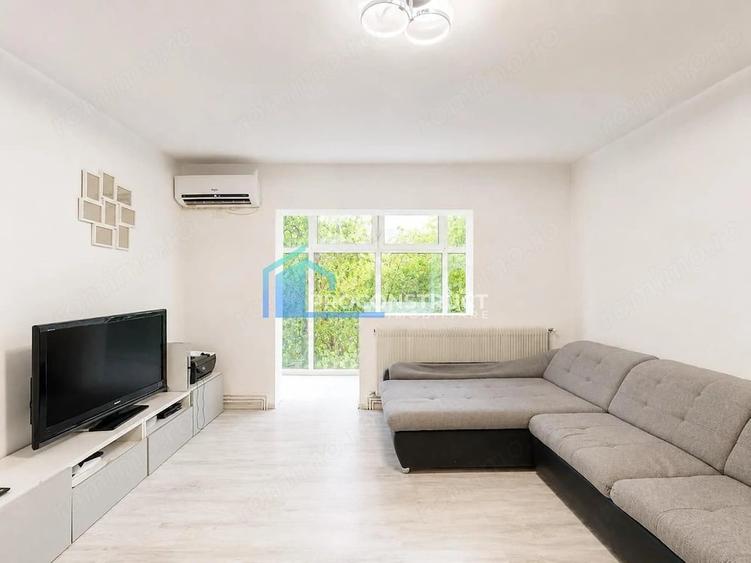 Apartament cu 3 camere semidecomandat în Blașcovici