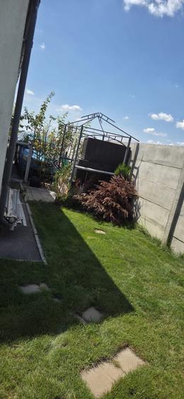 Casă cu Teren 395 Mp în Corbeanca