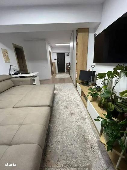 Garsonieră decomandată, mobilată în Universitate