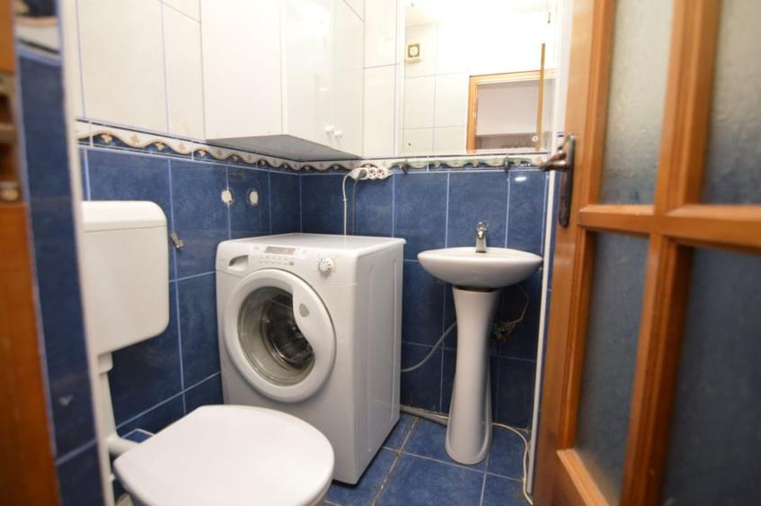 Apartament cu 3 camere decomandat, mobilat în Unirii