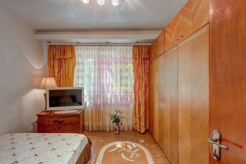 Apartament cu 2 camere decomandat în Panduri