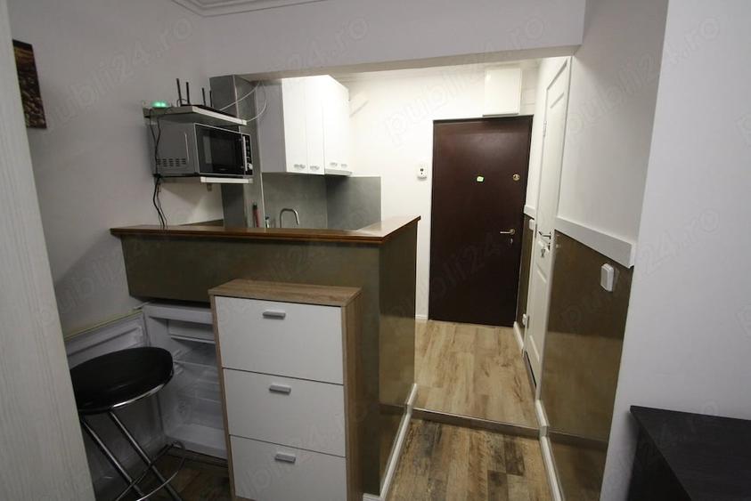 Proprietar vand garsoniera, Zona Aradului - mobilata si utilata de lux - 2
