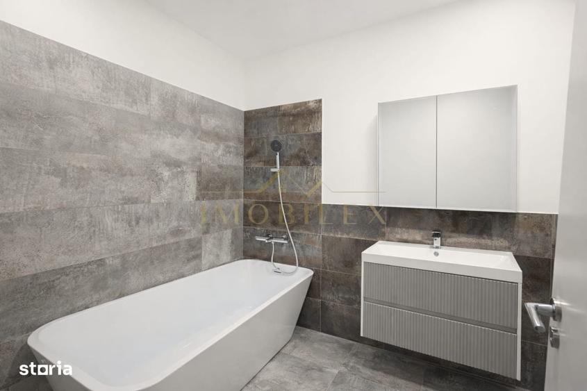 Apartament cu 3 camere în Tăuți