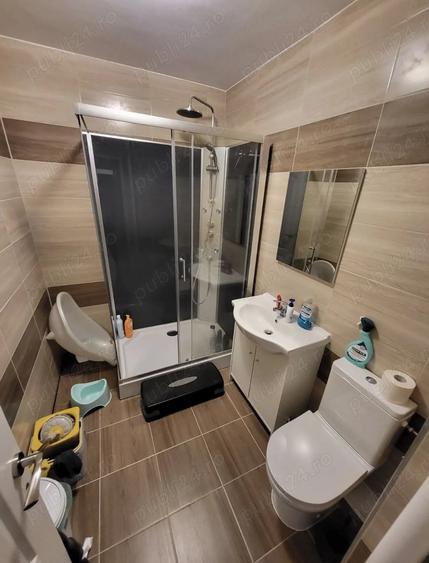 Apartament cu 3 camere decomandat în Iosia