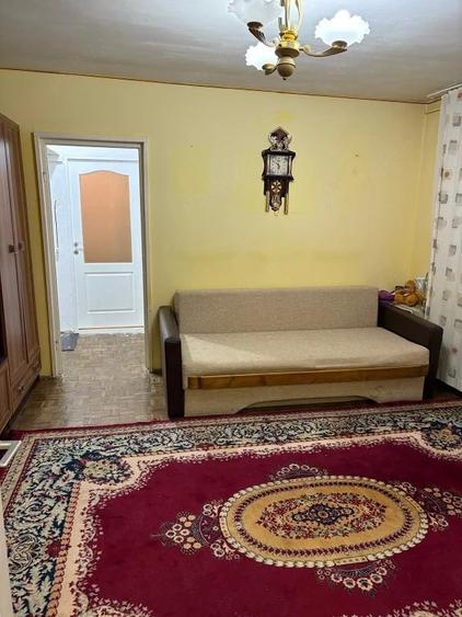 Apartament cu 2 camere semidecomandat în Petros