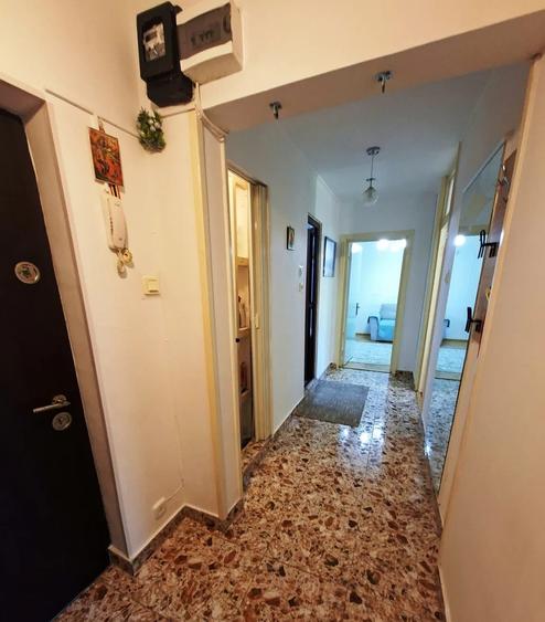 Apartament cu 2 camere decomandat în Iancului