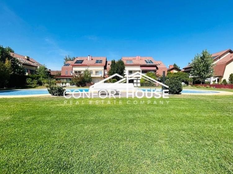 Casă individuală cu 6 camere cu Piscina în Iancu Nicolae