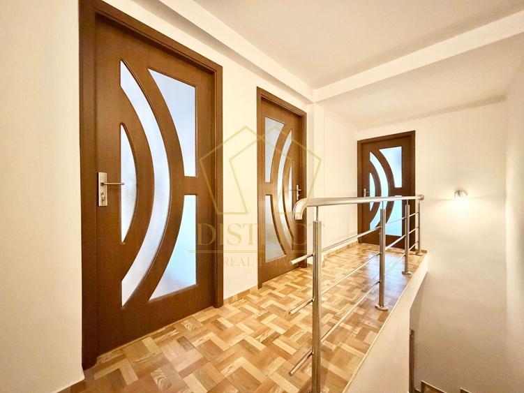 Duplex cu 4 camere cu Canalizare în Giroc