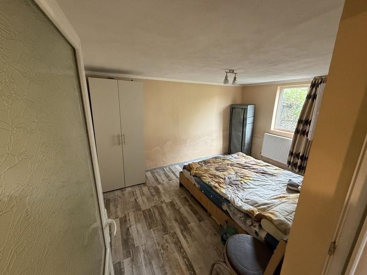 Casă cu 3 camere în Exterior Vest
