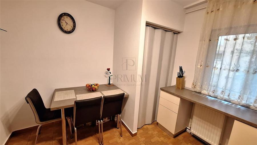 Apartament cu 4 camere decomandat, mobilat în Complex Studențesc