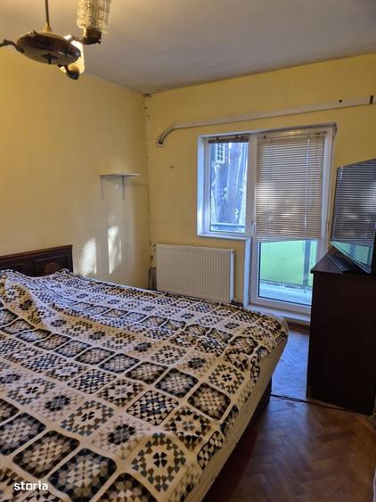 Apartament cu 4 camere decomandat în Malul Mureșului