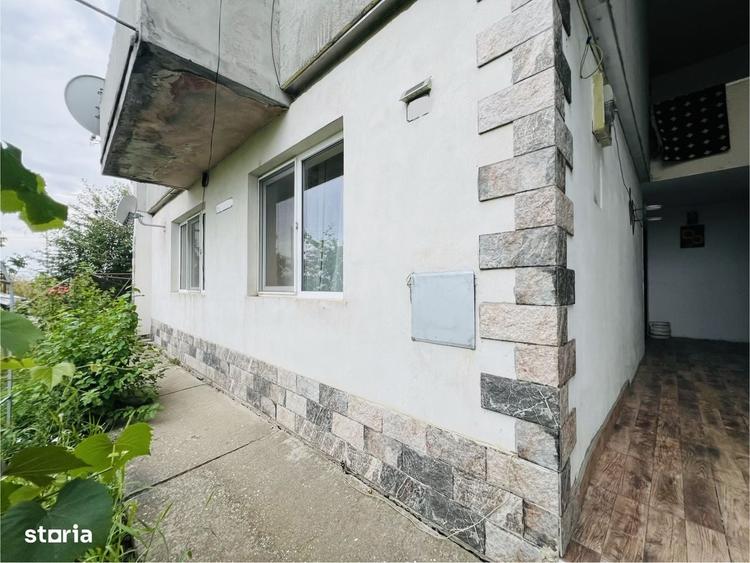 Apartament cu 3 camere decomandat în Giarmata