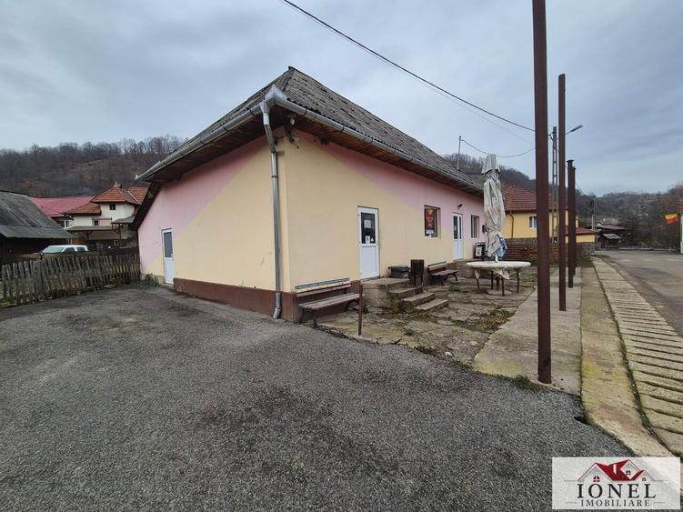 Casă individuală cu 3 camere cu Teren 296 Mp în Trâmpoiele