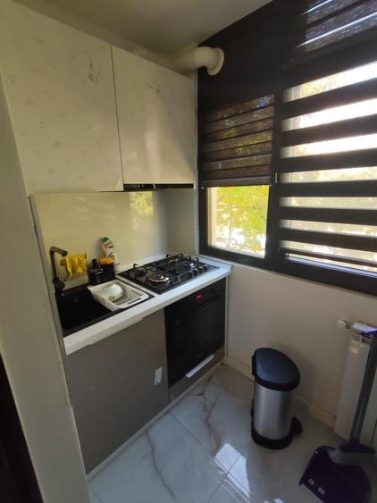 Apartament cu 2 camere decomandat în Micro 20