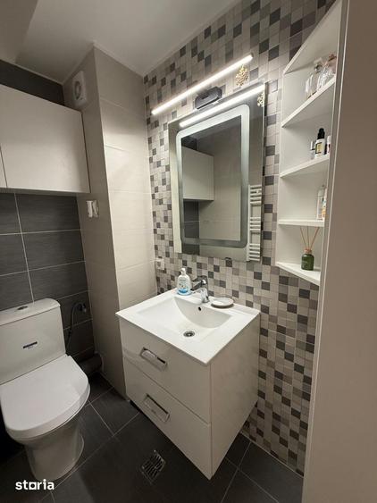 Apartament cu 3 camere decomandat, mobilat în Apărătorii Patriei