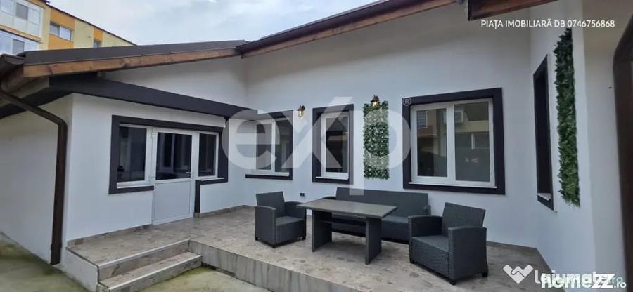 Casă cu 7 camere cu Teren 415 Mp în Central