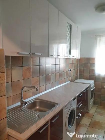 Apartament cu 2 camere decomandat în Vatra Luminoasă