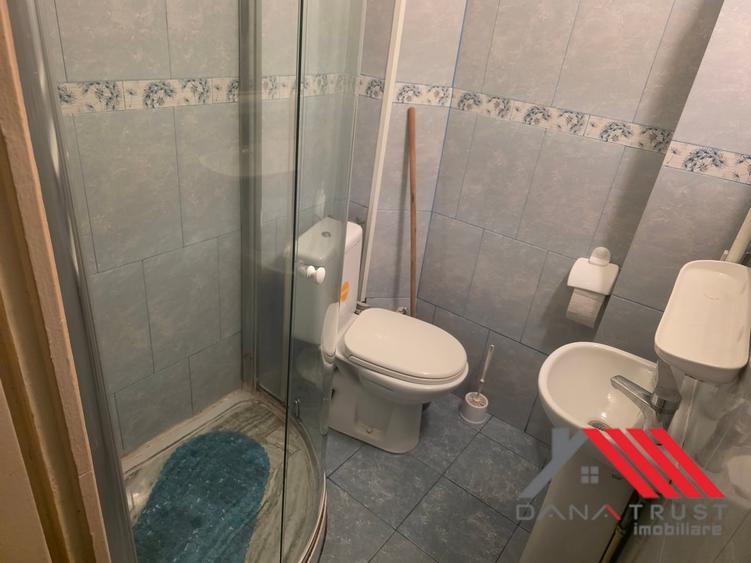 Garsonieră decomandată în Complex Studențesc