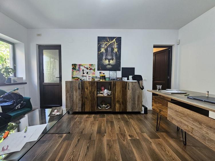Spatiu comercial de vanzare/zona centrala - 5