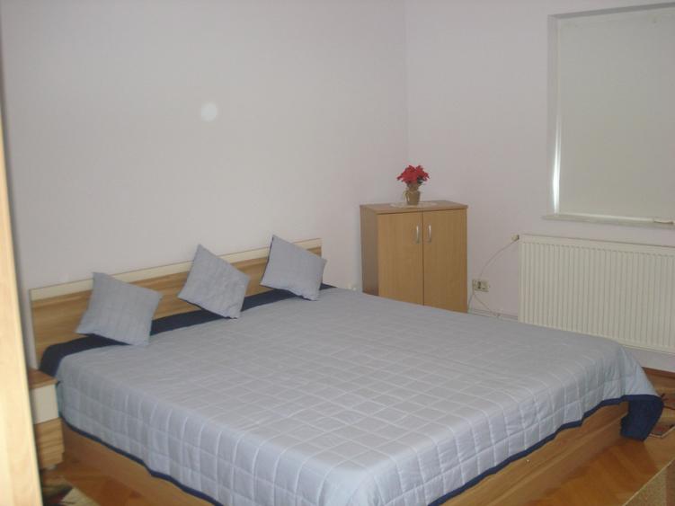 Apartament cu 2 camere decomandat în Dacia