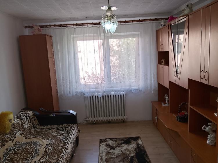 Garsonieră decomandată în Uzina 2