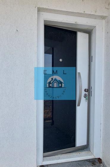 Duplex cu 5 camere cu Canalizare în Cornetu