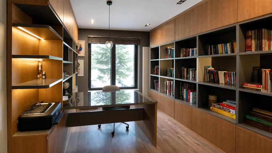 Casă individuală cu 9 camere cu Teren 1300 Mp în Pipera