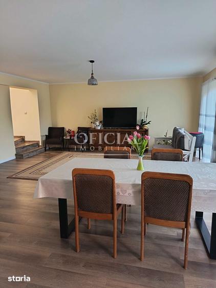 Casă cu 4 camere cu Teren 200 Mp în Borhanci