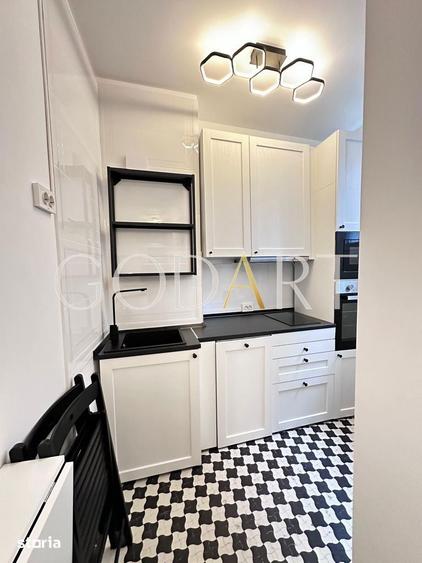 Apartament cu 2 camere, mobilat în Victoriei