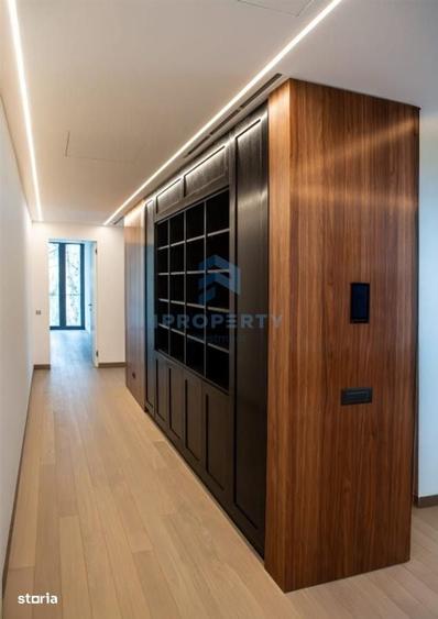 Apartament cu 4 camere în Kiseleff