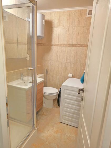Apartament cu 4 camere semidecomandat în 13 Septembrie — fotografia 1