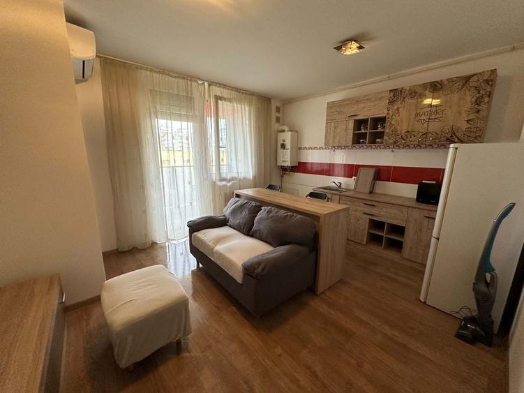 Apartament cu 2 camere în Micălaca
