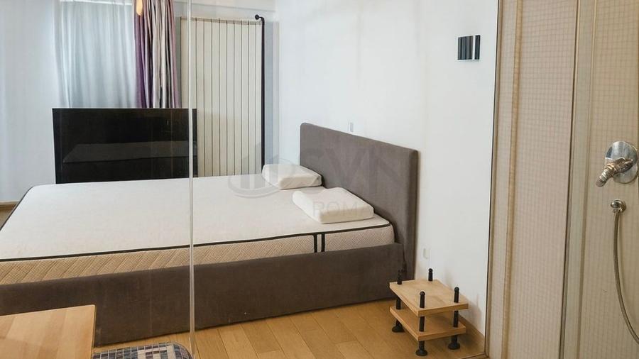 Apartament cu 3 camere decomandat, mobilat în Barbu Văcărescu