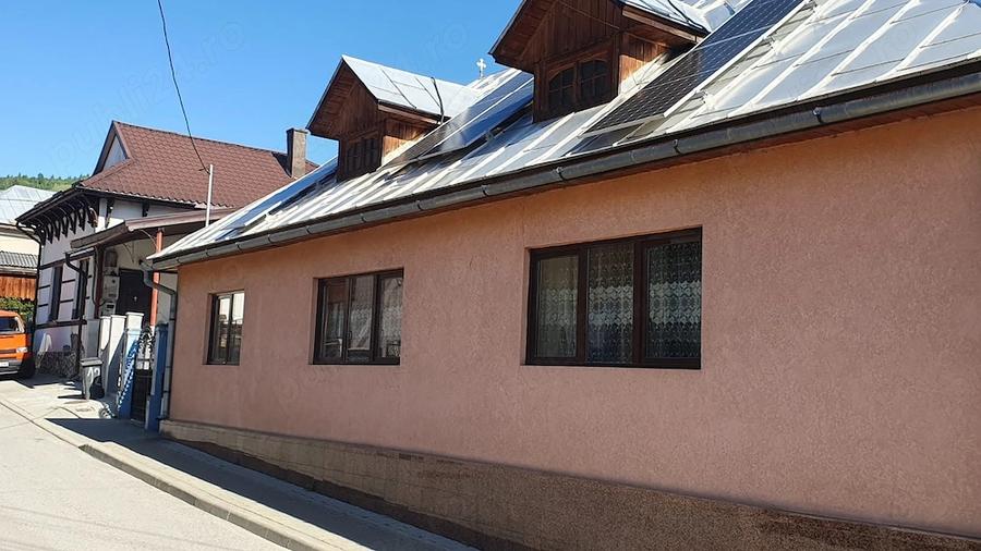 Casă cu Teren 200 Mp în Central