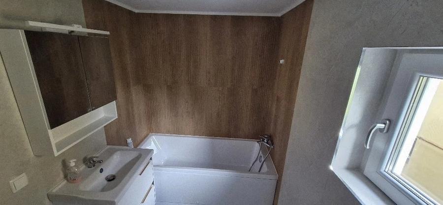 Apartament cu 4 camere decomandat în Poiana Țapului