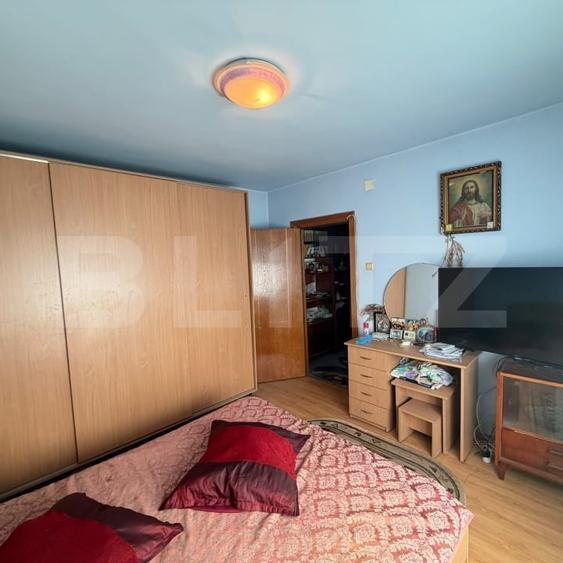 Apartament cu 2 camere decomandat, mobilat în Central