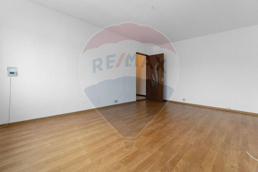 Apartament cu 2 camere decomandat, mobilat în Electroprecizia
