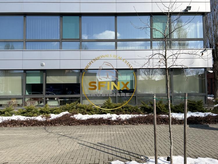 Birou, de 532 mp, în Regie