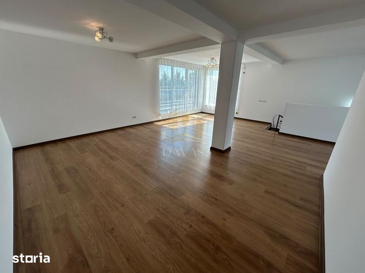 Casă cu 5 camere cu Teren 375 Mp în Europa