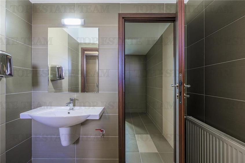 Spațiu comercial, de 285 mp, în Baba Novac