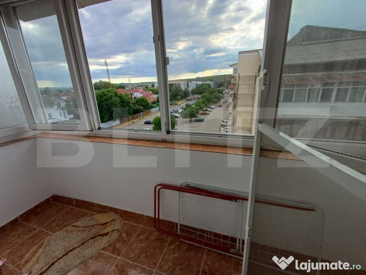 Apartament cu 2 camere decomandat în Debarcader