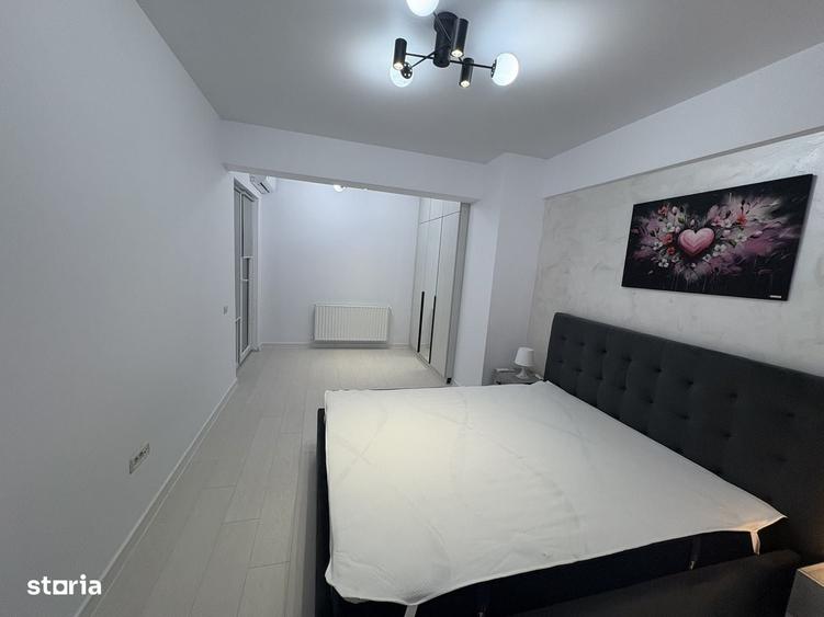 Proprietar ,Central Adress Rezidence , - 4