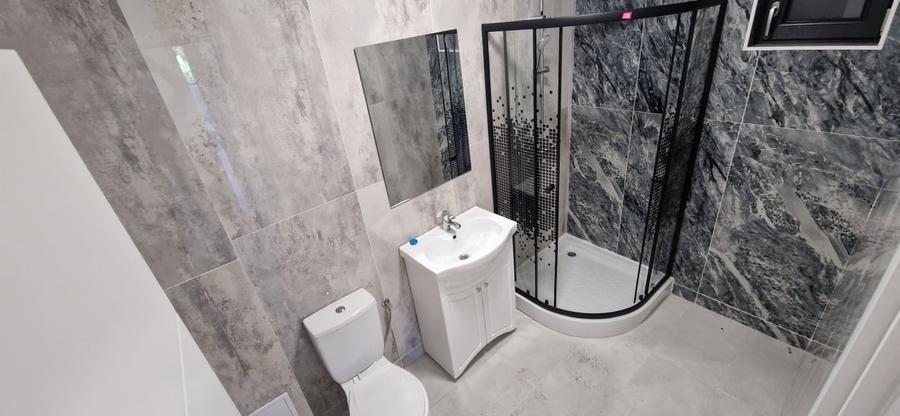 Apartament cu 2 camere decomandat în Exterior Est