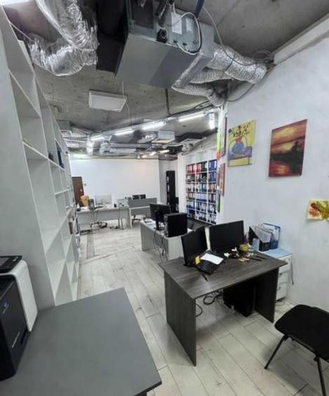 Spațiu comercial, de 238 mp, în Ștefan cel Mare