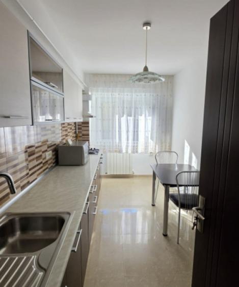 Apartament cu 2 camere decomandat în Ultracentral