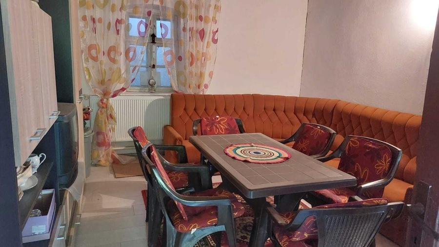 Casă cu 3 camere în Ginta