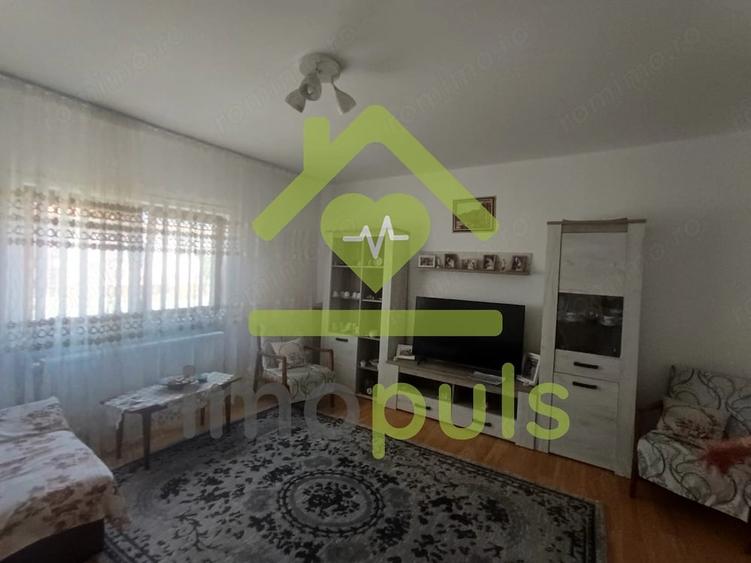 Casă cu 4 camere cu Teren 390 Mp în Vest