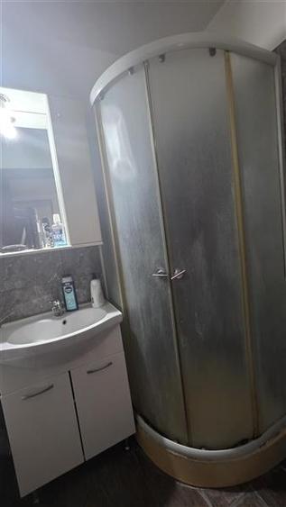Garsonieră decomandată în Brazda lui Novac