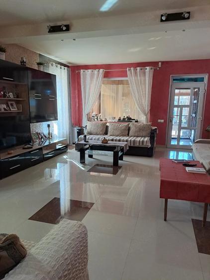 Tabara Navodari , vand casa P+1+M din duplex - 1