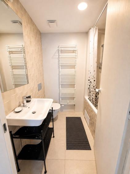 Apartament cu 2 camere semidecomandat în Aviației